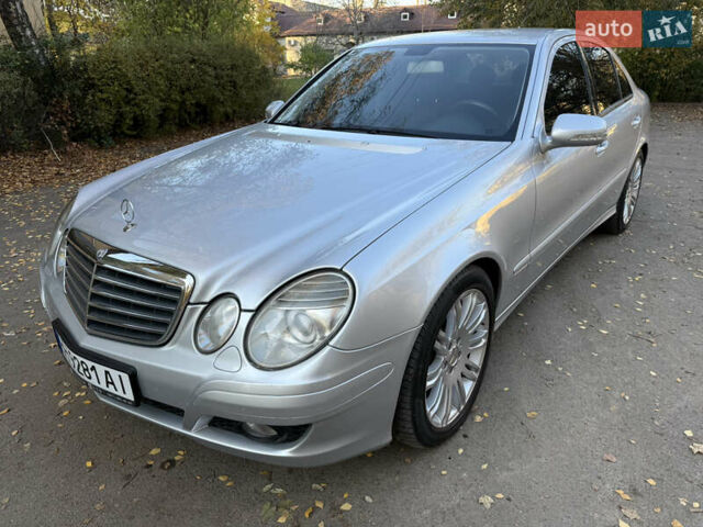 Сірий Мерседес Е-Клас, об'ємом двигуна 1.8 л та пробігом 240 тис. км за 9000 $, фото 3 на Automoto.ua