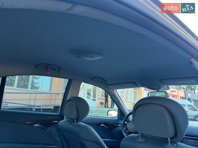 Серый Мерседес Е-Класс, объемом двигателя 1.8 л и пробегом 255 тыс. км за 7150 $, фото 41 на Automoto.ua