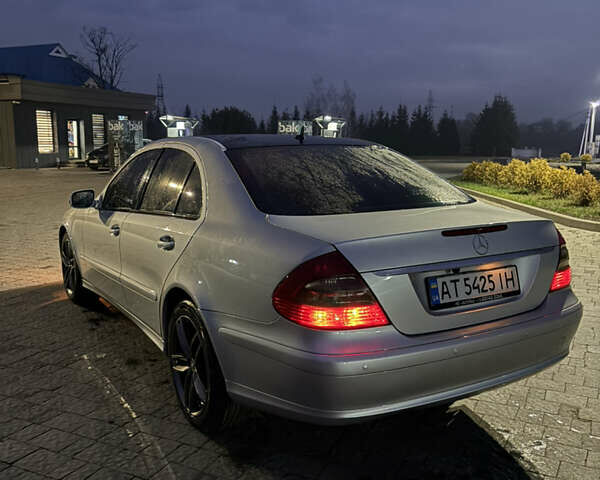 Серый Мерседес Е-Класс, объемом двигателя 2.2 л и пробегом 460 тыс. км за 7799 $, фото 4 на Automoto.ua