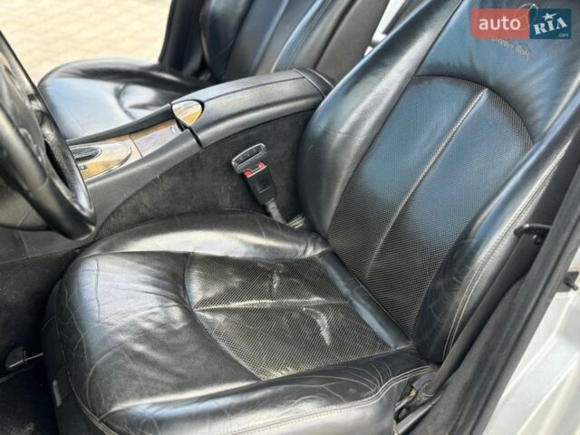 Сірий Мерседес Е-Клас, об'ємом двигуна 1.8 л та пробігом 305 тис. км за 6950 $, фото 18 на Automoto.ua