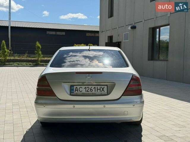 Сірий Мерседес Е-Клас, об'ємом двигуна 3 л та пробігом 320 тис. км за 5600 $, фото 18 на Automoto.ua