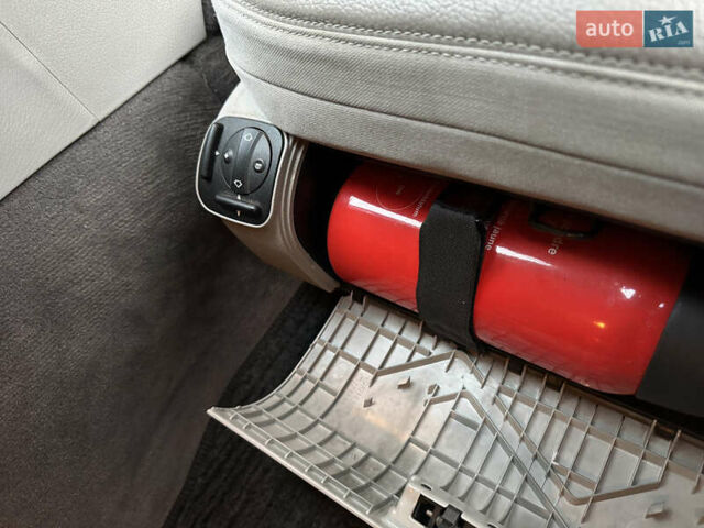 Серый Мерседес Е-Класс, объемом двигателя 2.15 л и пробегом 270 тыс. км за 11900 $, фото 37 на Automoto.ua