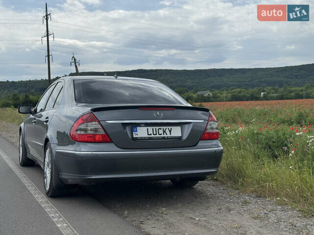 Серый Мерседес Е-Класс, объемом двигателя 2.15 л и пробегом 270 тыс. км за 11900 $, фото 17 на Automoto.ua