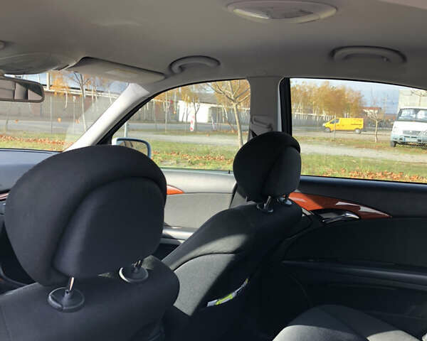 Сірий Мерседес Е-Клас, об'ємом двигуна 2.99 л та пробігом 526 тис. км за 7050 $, фото 20 на Automoto.ua