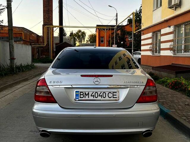 Сірий Мерседес Е-Клас, об'ємом двигуна 1.8 л та пробігом 325 тис. км за 8000 $, фото 1 на Automoto.ua