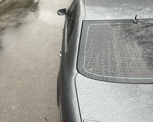 Серый Мерседес Е-Класс, объемом двигателя 3 л и пробегом 295 тыс. км за 9000 $, фото 9 на Automoto.ua