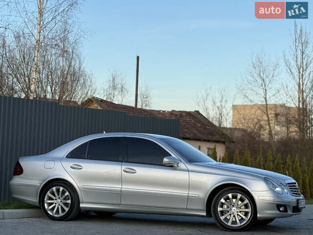 Сірий Мерседес Е-Клас, об'ємом двигуна 2.2 л та пробігом 295 тис. км за 9999 $, фото 91 на Automoto.ua
