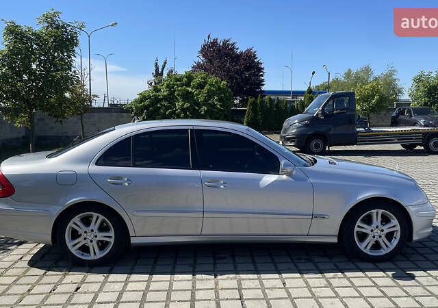 Сірий Мерседес Е-Клас, об'ємом двигуна 1.8 л та пробігом 151 тис. км за 9600 $, фото 8 на Automoto.ua