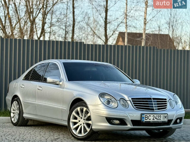 Сірий Мерседес Е-Клас, об'ємом двигуна 2.2 л та пробігом 295 тис. км за 9999 $, фото 82 на Automoto.ua