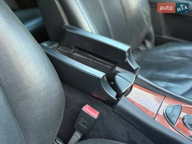 Сірий Мерседес Е-Клас, об'ємом двигуна 3 л та пробігом 366 тис. км за 10700 $, фото 27 на Automoto.ua