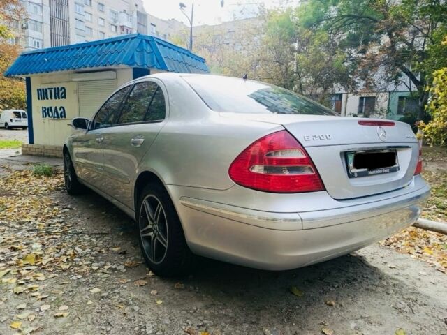 Сірий Мерседес Е-Клас, об'ємом двигуна 1.8 л та пробігом 254 тис. км за 4500 $, фото 2 на Automoto.ua