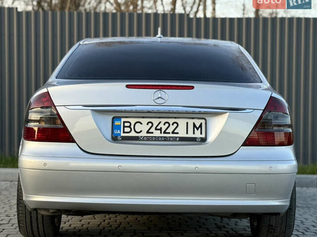 Сірий Мерседес Е-Клас, об'ємом двигуна 2.2 л та пробігом 295 тис. км за 9999 $, фото 98 на Automoto.ua