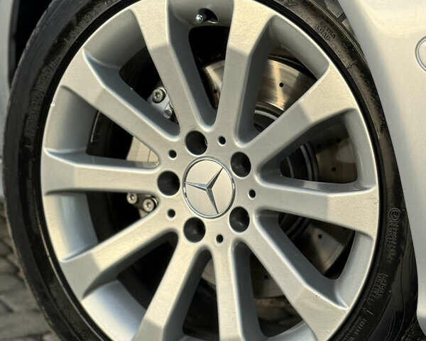 Сірий Мерседес Е-Клас, об'ємом двигуна 2.2 л та пробігом 295 тис. км за 9999 $, фото 9 на Automoto.ua