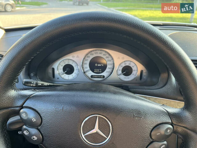 Серый Мерседес Е-Класс, объемом двигателя 1.8 л и пробегом 217 тыс. км за 7200 $, фото 18 на Automoto.ua