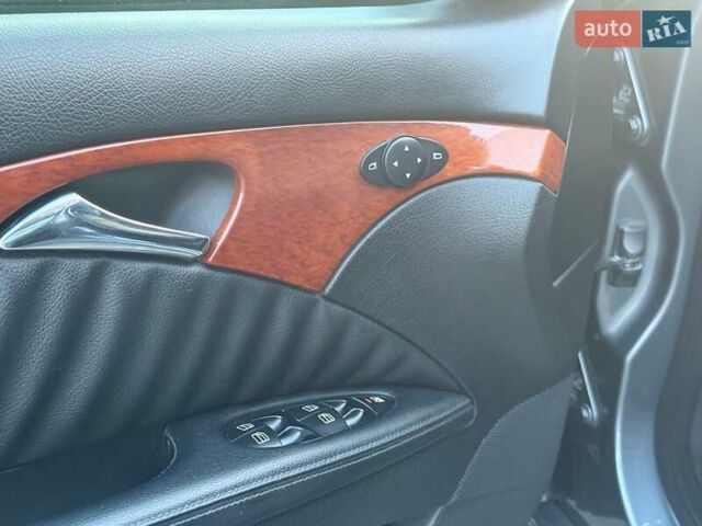 Сірий Мерседес Е-Клас, об'ємом двигуна 3 л та пробігом 366 тис. км за 10700 $, фото 12 на Automoto.ua
