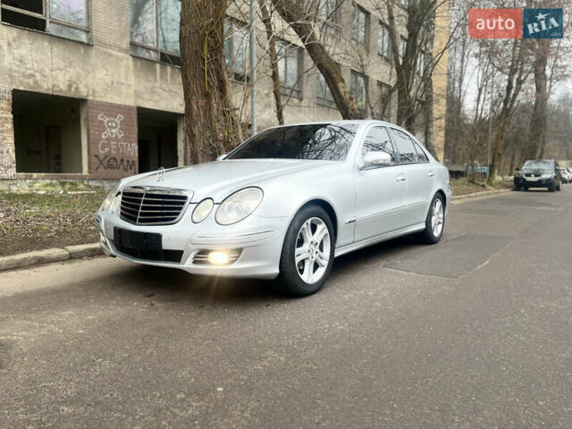 Сірий Мерседес Е-Клас, об'ємом двигуна 1.8 л та пробігом 190 тис. км за 7400 $, фото 5 на Automoto.ua