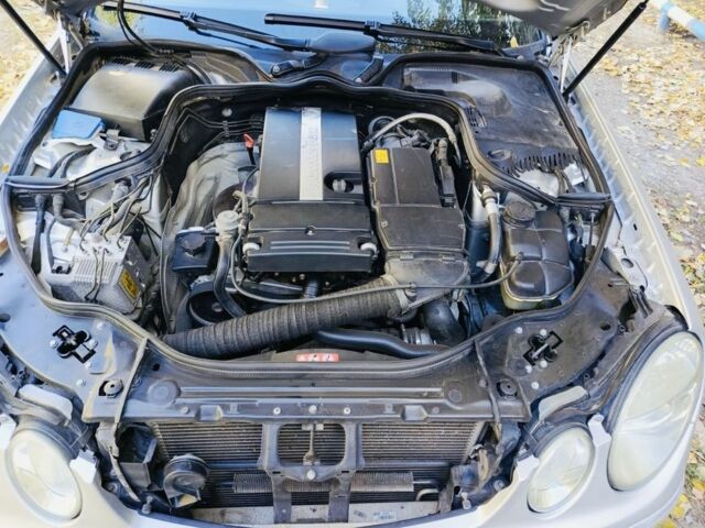 Сірий Мерседес Е-Клас, об'ємом двигуна 1.8 л та пробігом 254 тис. км за 4500 $, фото 5 на Automoto.ua