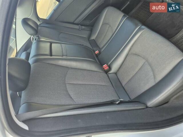 Серый Мерседес Е-Класс, объемом двигателя 1.8 л и пробегом 219 тыс. км за 10500 $, фото 16 на Automoto.ua