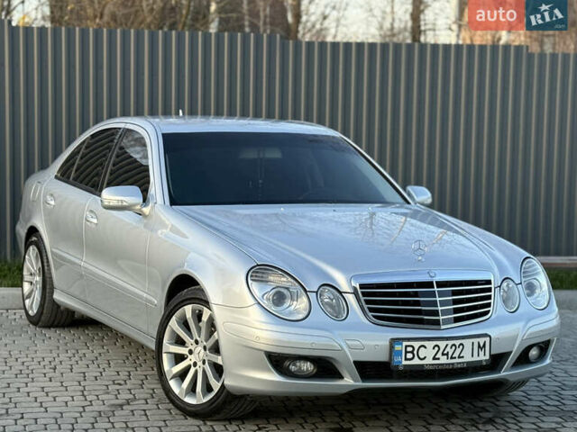 Сірий Мерседес Е-Клас, об'ємом двигуна 2.2 л та пробігом 295 тис. км за 9999 $, фото 78 на Automoto.ua