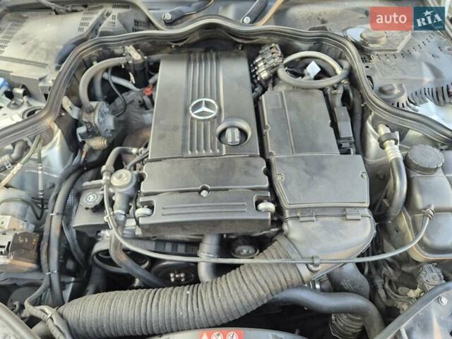 Серый Мерседес Е-Класс, объемом двигателя 1.8 л и пробегом 219 тыс. км за 10500 $, фото 34 на Automoto.ua