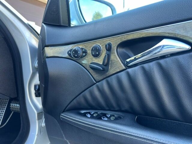 Мерседес Е-Клас 2007 у Глубокой на Automoto.ua Сірий Мерседес Е-Клас, об'ємом двигуна 3 л та пробігом 301 тис. км за 5255 $, фото 10 на Automoto.ua