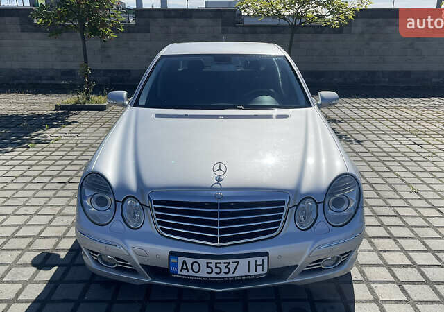 Сірий Мерседес Е-Клас, об'ємом двигуна 1.8 л та пробігом 151 тис. км за 9600 $, фото 1 на Automoto.ua