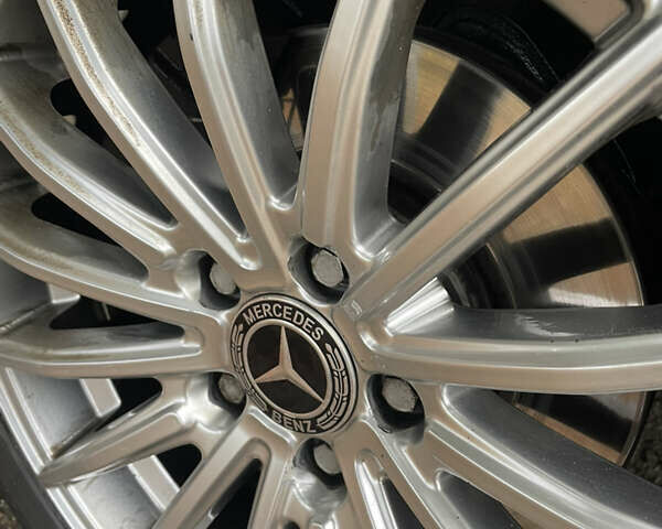 Сірий Мерседес Е-Клас, об'ємом двигуна 2.99 л та пробігом 373 тис. км за 8900 $, фото 27 на Automoto.ua