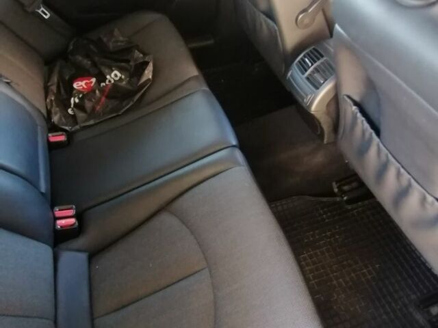 Серый Мерседес Е-Класс, объемом двигателя 2.2 л и пробегом 275 тыс. км за 10800 $, фото 4 на Automoto.ua