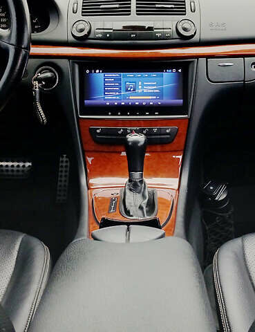 Сірий Мерседес Е-Клас, об'ємом двигуна 3 л та пробігом 308 тис. км за 7700 $, фото 14 на Automoto.ua