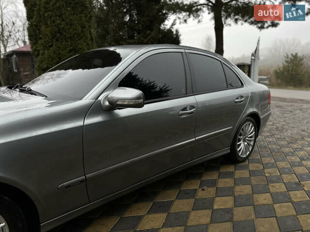 Серый Мерседес Е-Класс, объемом двигателя 3 л и пробегом 370 тыс. км за 8950 $, фото 27 на Automoto.ua