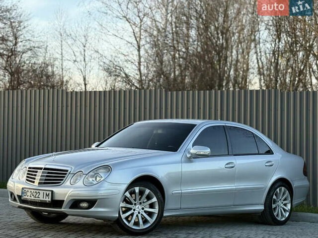 Сірий Мерседес Е-Клас, об'ємом двигуна 2.2 л та пробігом 295 тис. км за 9999 $, фото 61 на Automoto.ua