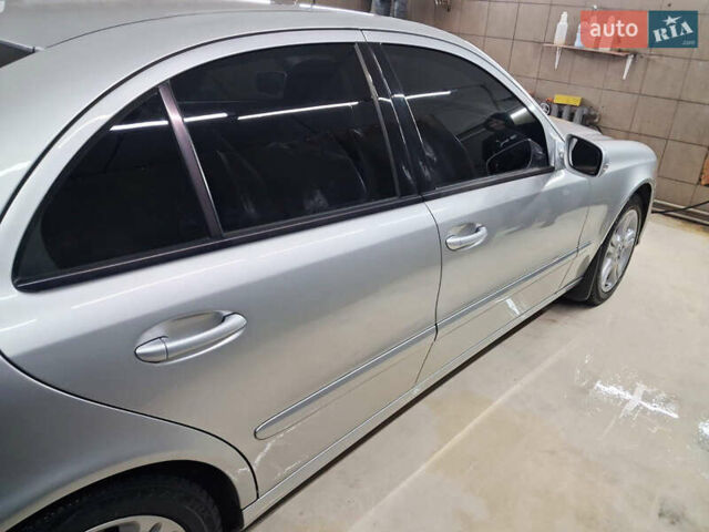 Сірий Мерседес Е-Клас, об'ємом двигуна 3 л та пробігом 308 тис. км за 7700 $, фото 3 на Automoto.ua