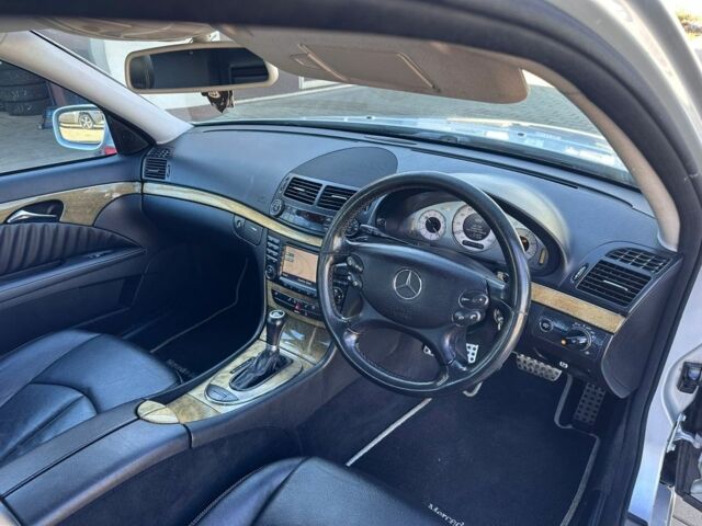 Мерседес Е-Клас 2007 у Глубокой на Automoto.ua Сірий Мерседес Е-Клас, об'ємом двигуна 3 л та пробігом 301 тис. км за 5255 $, фото 8 на Automoto.ua