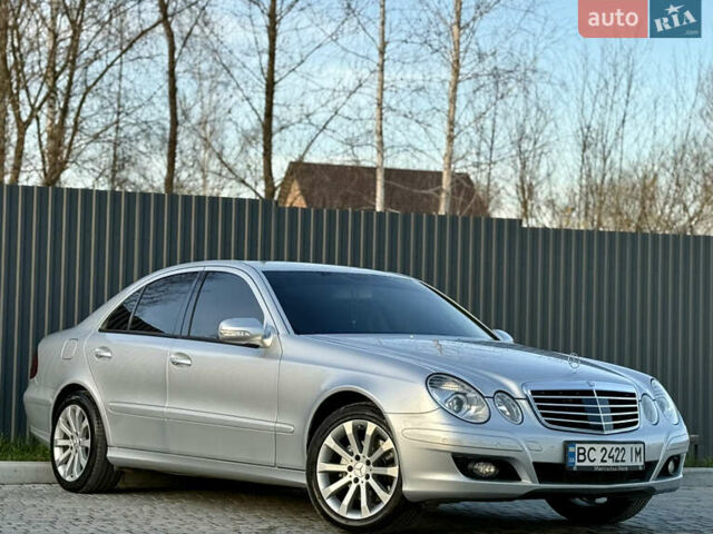Сірий Мерседес Е-Клас, об'ємом двигуна 2.2 л та пробігом 295 тис. км за 9999 $, фото 85 на Automoto.ua