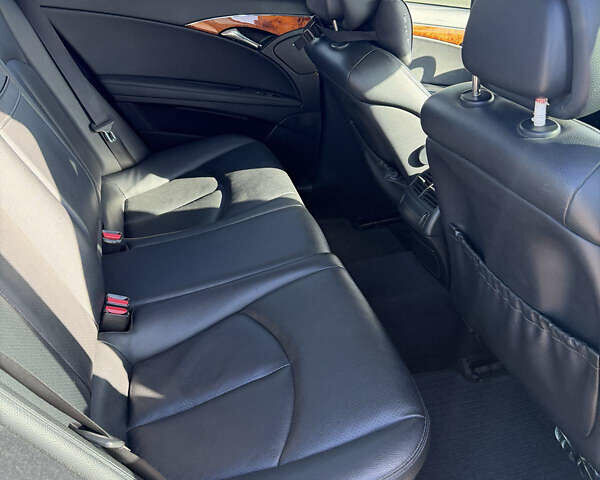 Мерседес Е-Клас 2007 у Вінниці на Automoto.ua Сірий Мерседес Е-Клас, об'ємом двигуна 2.2 л та пробігом 320 тис. км за 7450 $, фото 9 на Automoto.ua