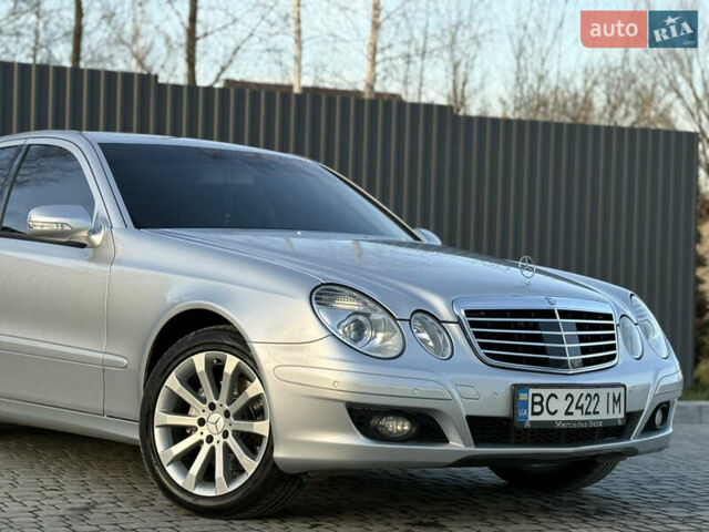 Сірий Мерседес Е-Клас, об'ємом двигуна 2.2 л та пробігом 295 тис. км за 9999 $, фото 95 на Automoto.ua