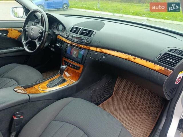 Серый Мерседес Е-Класс, объемом двигателя 2.99 л и пробегом 399 тыс. км за 9500 $, фото 40 на Automoto.ua
