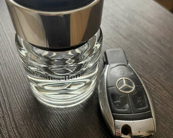 Сірий Мерседес Е-Клас, об'ємом двигуна 2.99 л та пробігом 373 тис. км за 8900 $, фото 26 на Automoto.ua