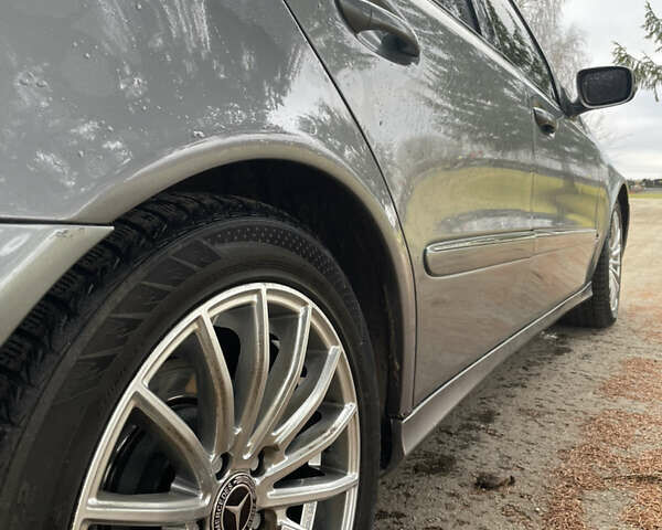 Сірий Мерседес Е-Клас, об'ємом двигуна 2.99 л та пробігом 373 тис. км за 8900 $, фото 13 на Automoto.ua