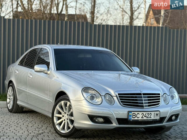 Сірий Мерседес Е-Клас, об'ємом двигуна 2.2 л та пробігом 295 тис. км за 9999 $, фото 79 на Automoto.ua