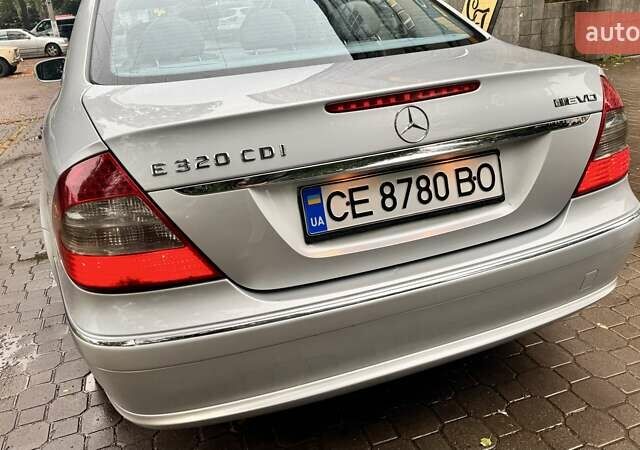 Сірий Мерседес Е-Клас, об'ємом двигуна 3 л та пробігом 244 тис. км за 8500 $, фото 4 на Automoto.ua