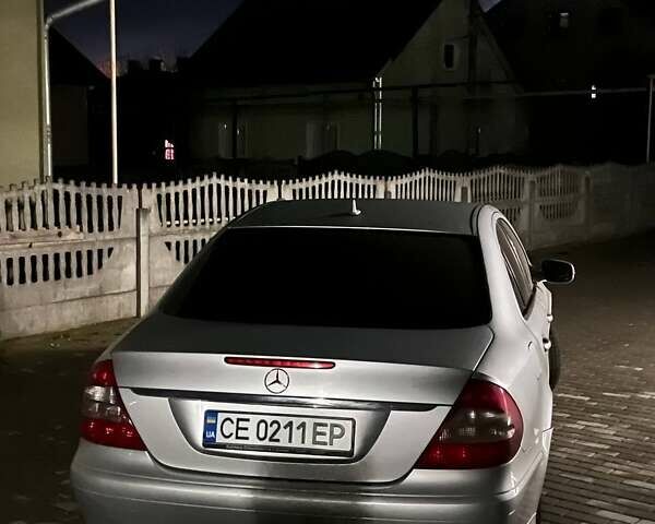 Серый Мерседес Е-Класс, объемом двигателя 2.15 л и пробегом 290 тыс. км за 8700 $, фото 2 на Automoto.ua