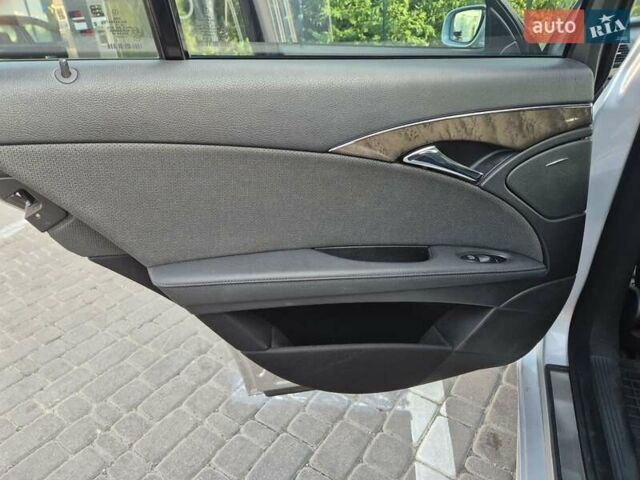 Серый Мерседес Е-Класс, объемом двигателя 1.8 л и пробегом 219 тыс. км за 10500 $, фото 18 на Automoto.ua