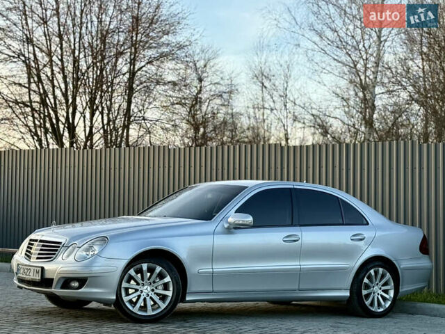 Сірий Мерседес Е-Клас, об'ємом двигуна 2.2 л та пробігом 295 тис. км за 9999 $, фото 63 на Automoto.ua