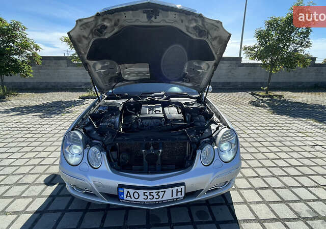 Сірий Мерседес Е-Клас, об'ємом двигуна 1.8 л та пробігом 151 тис. км за 9600 $, фото 19 на Automoto.ua