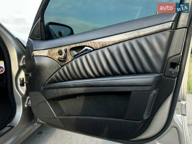 Мерседес Е-Класс 2007 в Трускавце на Automoto.ua Серый Мерседес Е-Класс, объемом двигателя 2.99 л и пробегом 358 тыс. км за 11300 $, фото 54 на Automoto.ua