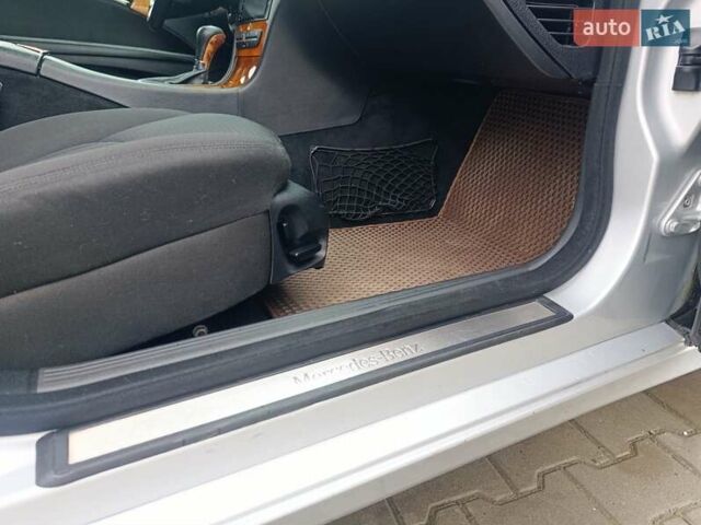 Серый Мерседес Е-Класс, объемом двигателя 2.99 л и пробегом 399 тыс. км за 9500 $, фото 41 на Automoto.ua