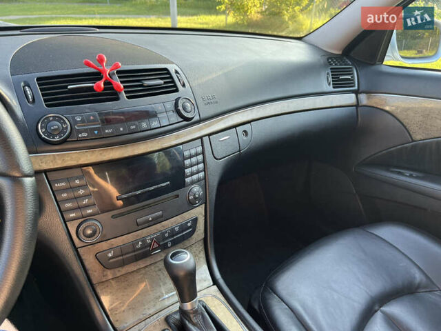 Серый Мерседес Е-Класс, объемом двигателя 1.8 л и пробегом 217 тыс. км за 7200 $, фото 19 на Automoto.ua
