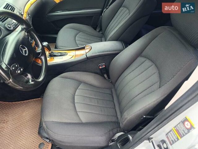 Серый Мерседес Е-Класс, объемом двигателя 2.99 л и пробегом 399 тыс. км за 9500 $, фото 37 на Automoto.ua