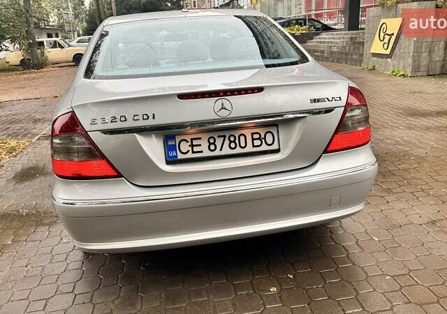 Сірий Мерседес Е-Клас, об'ємом двигуна 3 л та пробігом 244 тис. км за 8500 $, фото 5 на Automoto.ua